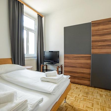 Two Bedrooms Family Nice Apartment 비엔나 외부 사진