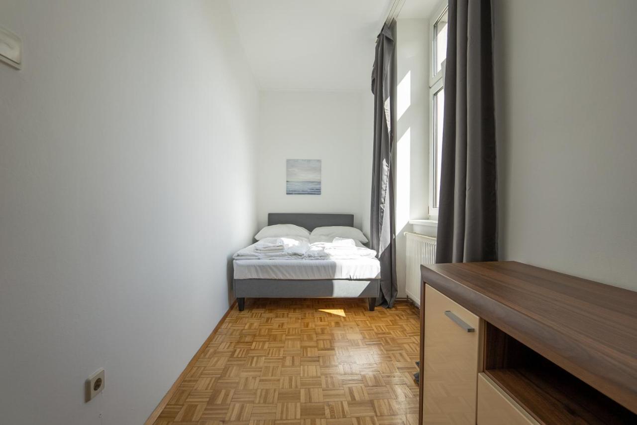 Two Bedrooms Family Nice Apartment 비엔나 외부 사진